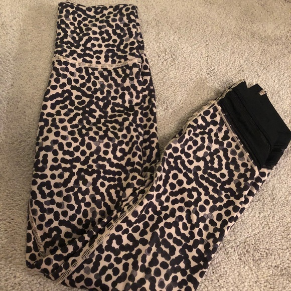 Lululemon leopard print leggings Lululemon leopard print leggings
